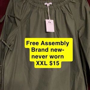 Free Assembly Women's Green Top